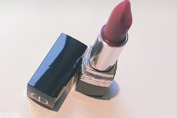 �ϰ�772��ʲô��ɫ ն������õ��ɫ